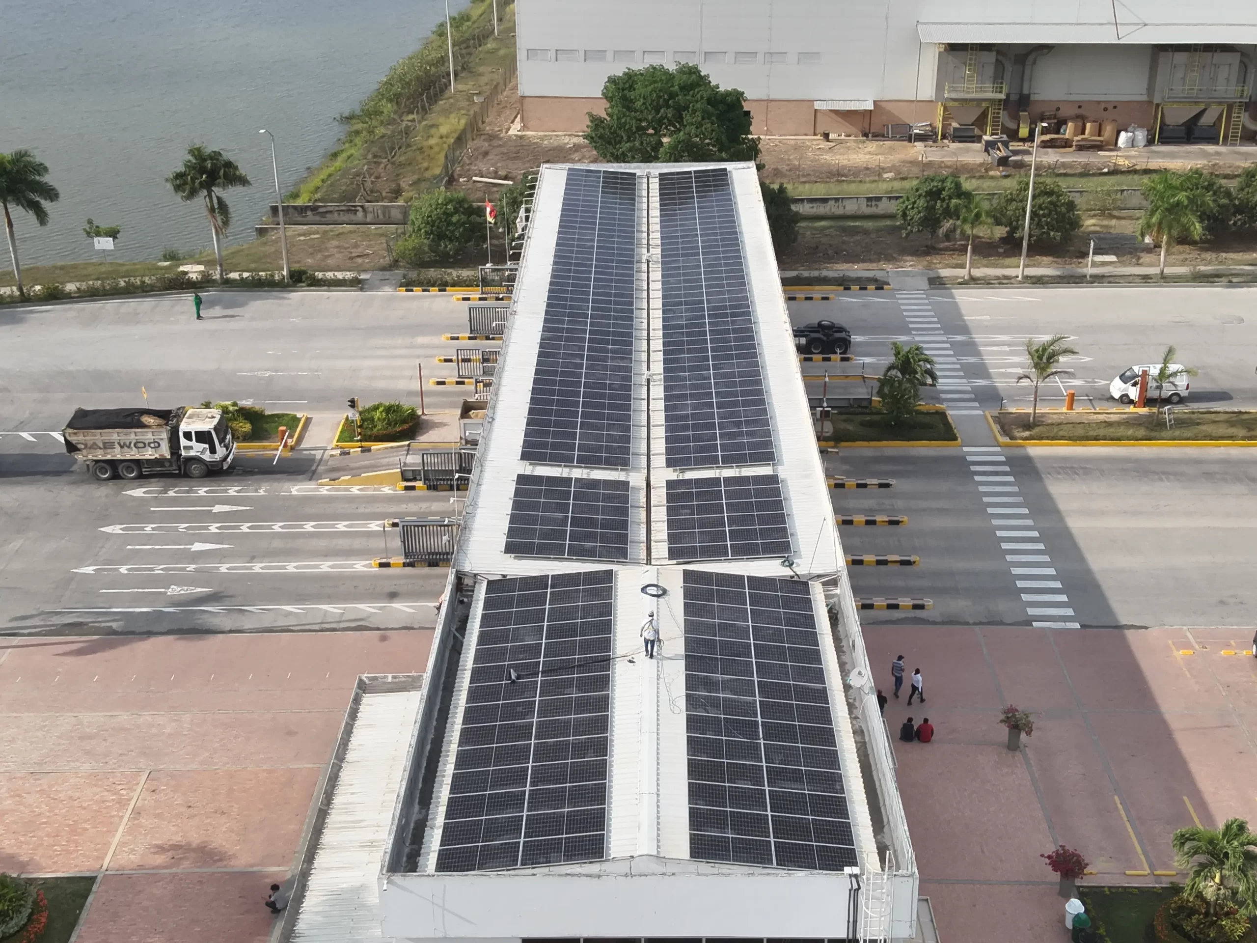 Operación Solar – Operación Y Mantenimiento Paneles Solares